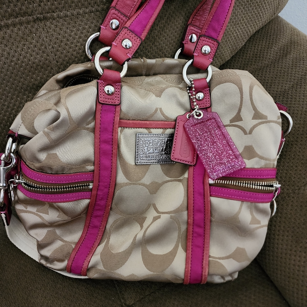 Coach Poppy Signature C Spotlight Pocket Tote Khaki/Pink